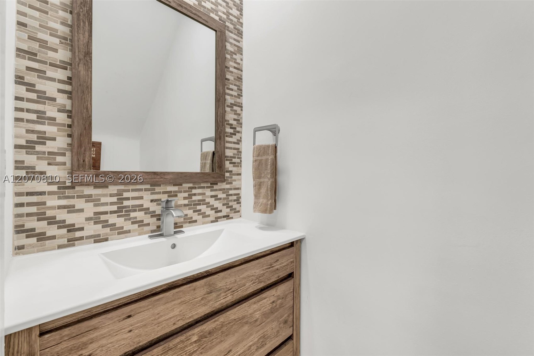3690 NE 167th St #34, North Miami Beach FL 33160
