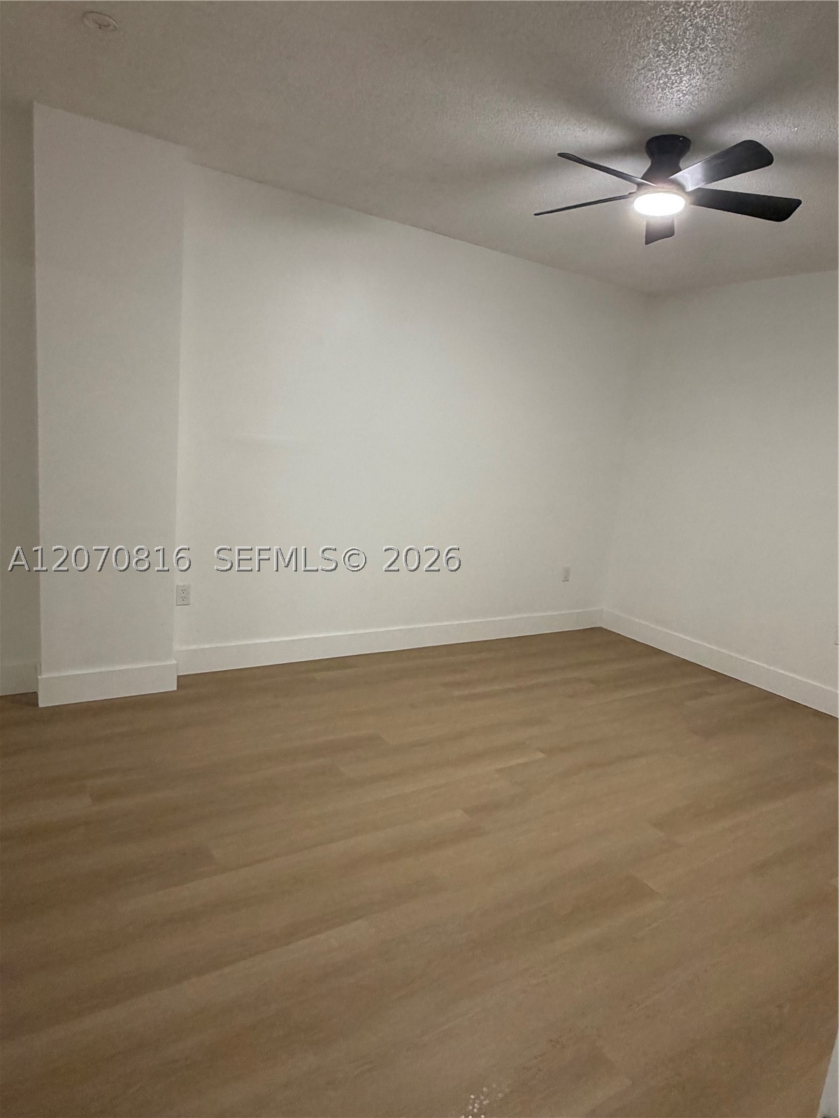 4713 NW 7th St #409-1, Miami FL 33126