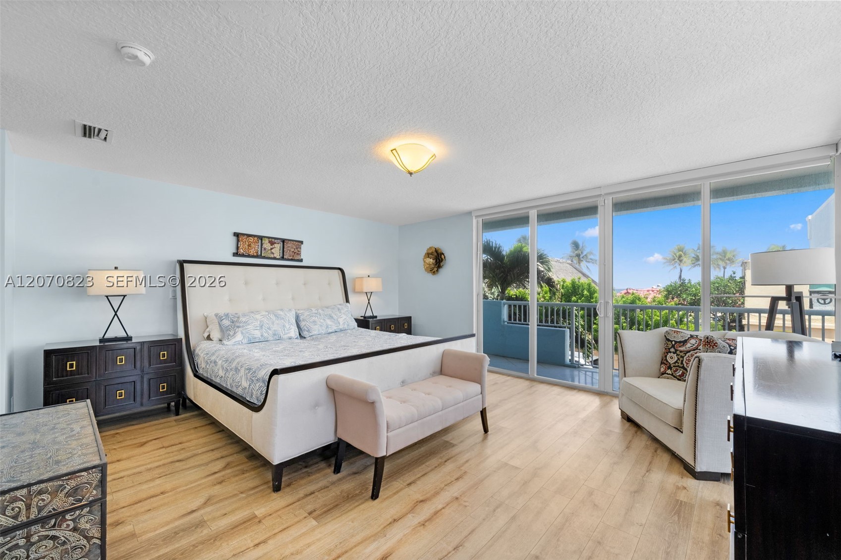 311 N N Surf Rd, Hollywood FL 33019