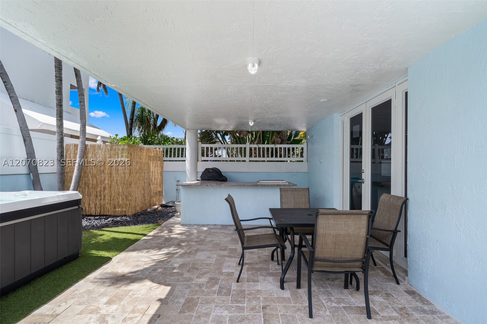 311 N N Surf Rd, Hollywood FL 33019