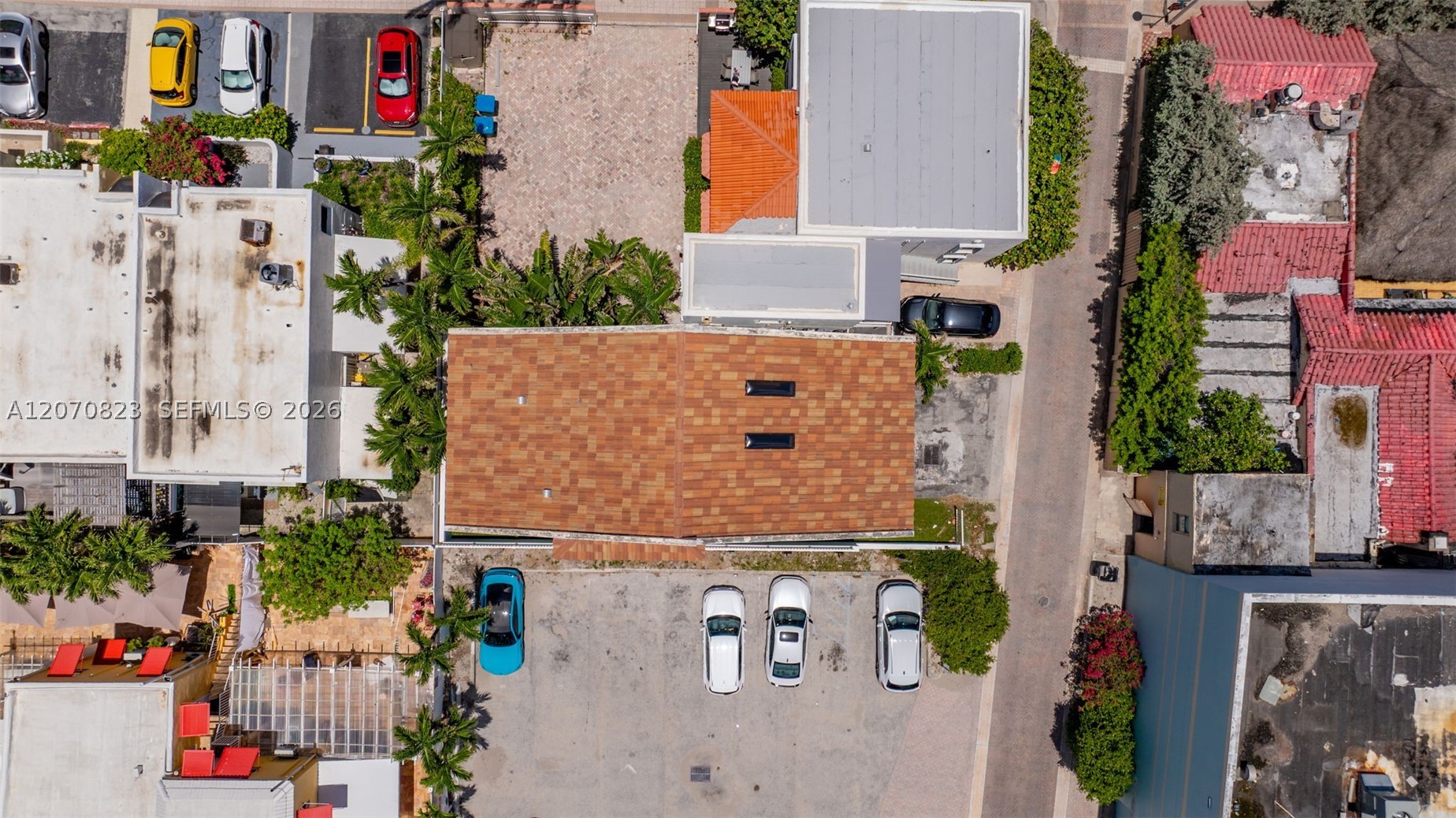 311 N N Surf Rd, Hollywood FL 33019