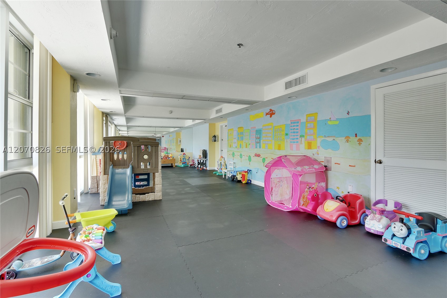 2451 Brickell Ave #8E, Miami FL 33129