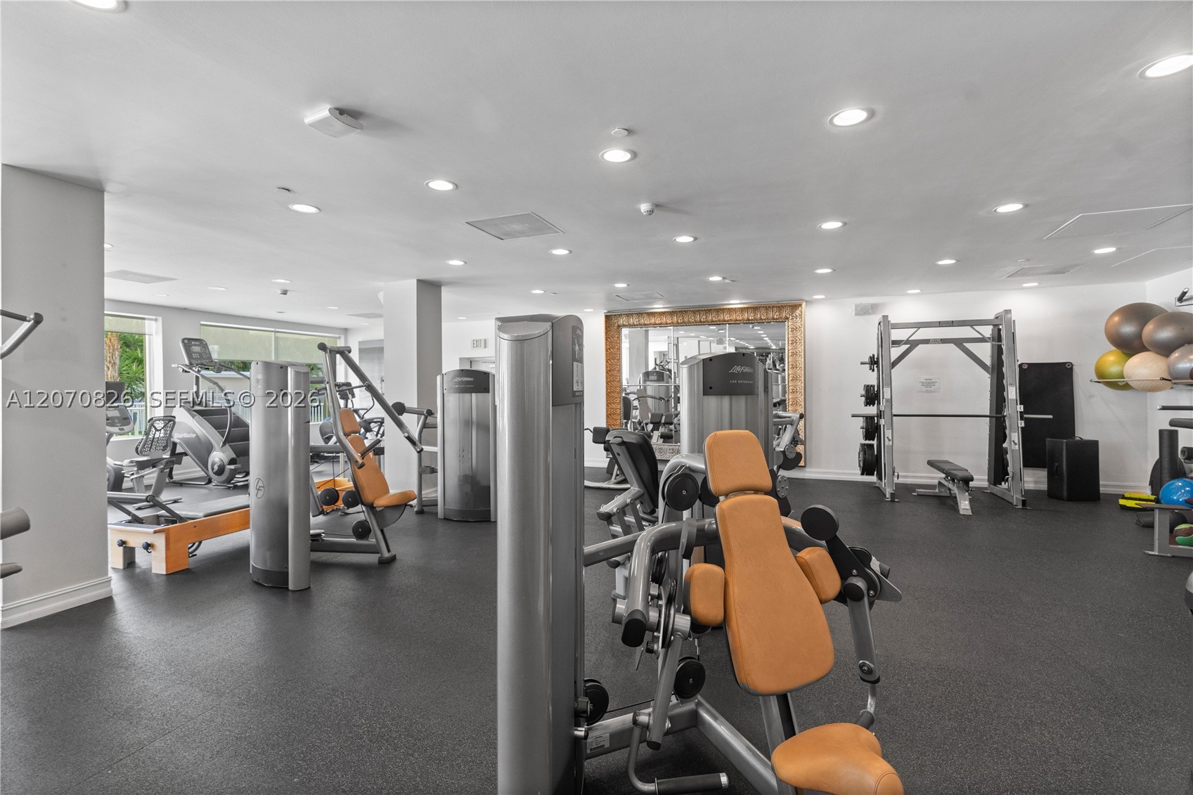 2451 Brickell Ave #8E, Miami FL 33129