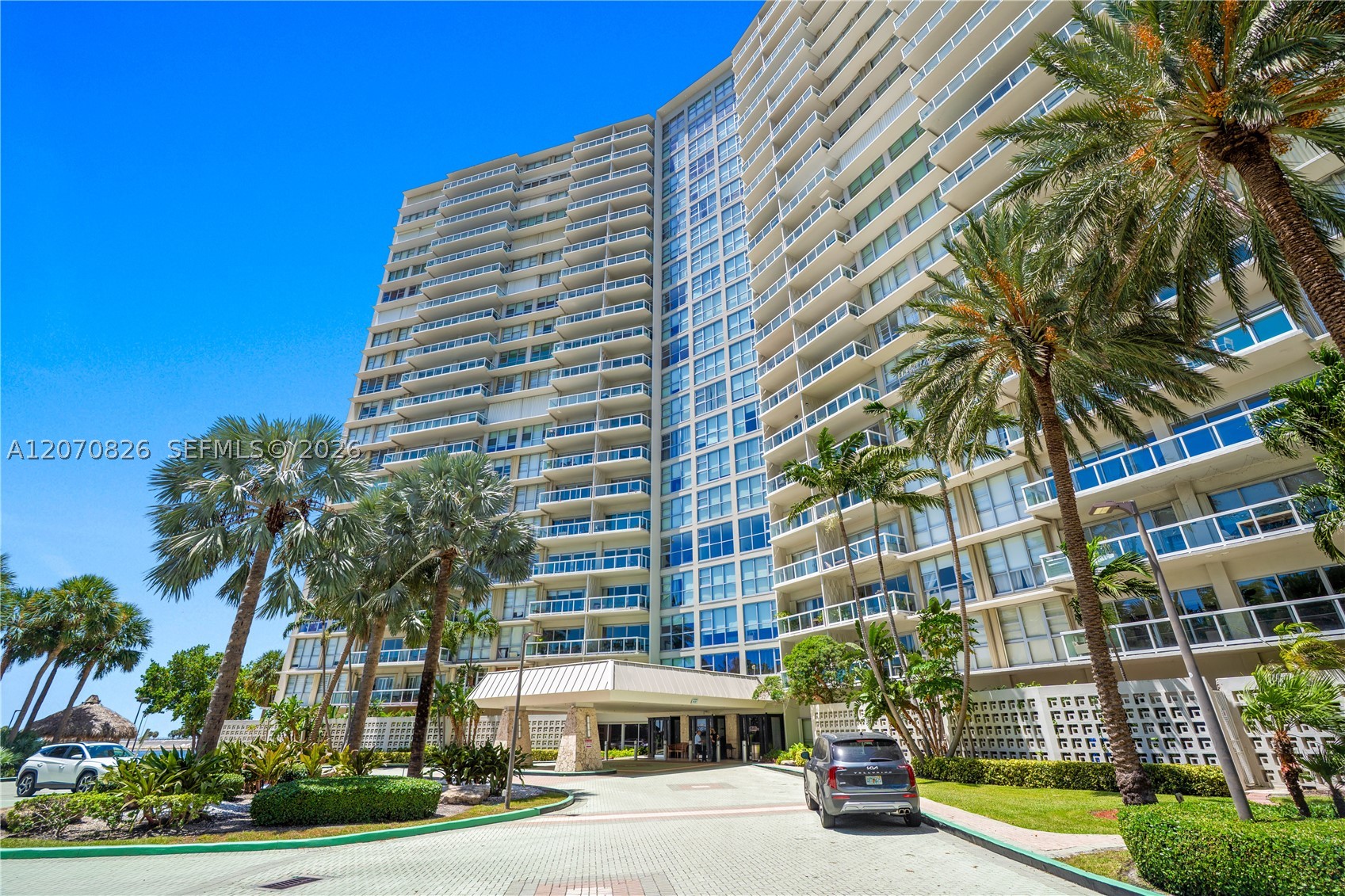 2451 Brickell Ave #8E, Miami FL 33129