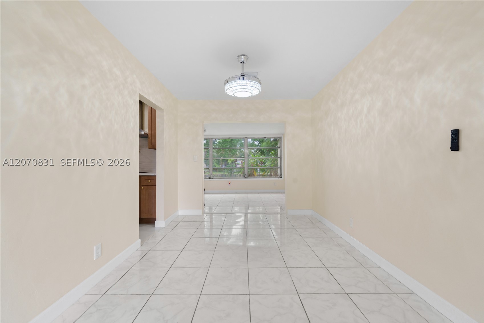 3561 NW 41st St, Lauderdale Lakes FL 33309