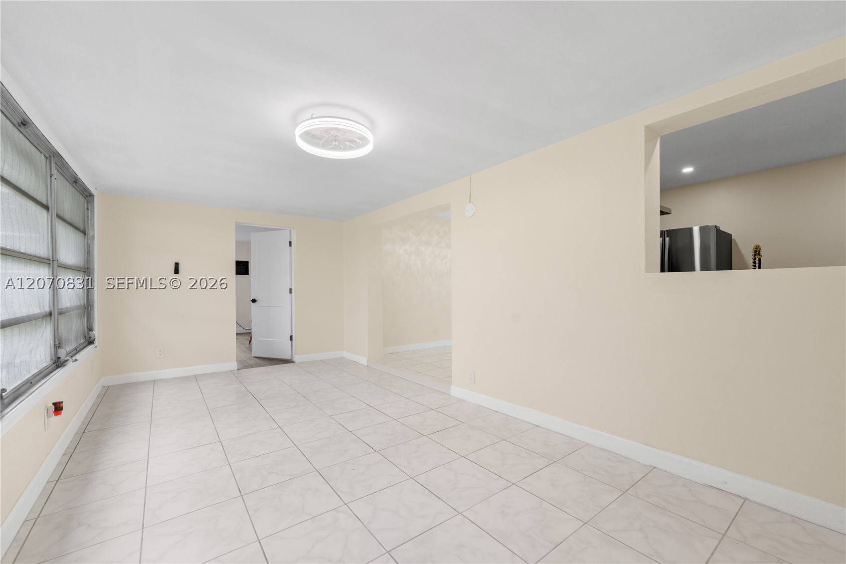 3561 NW 41st St, Lauderdale Lakes FL 33309
