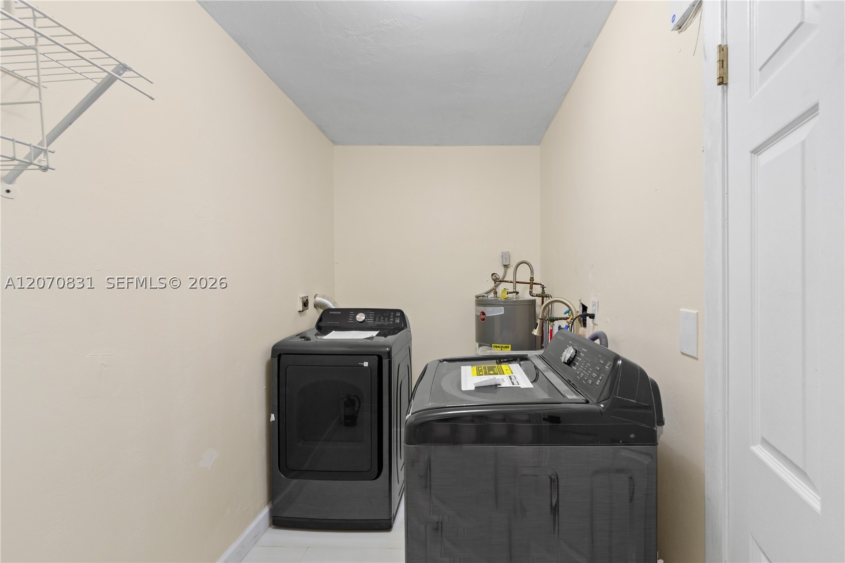 3561 NW 41st St, Lauderdale Lakes FL 33309