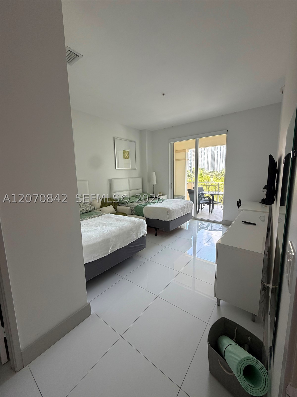 150 Sunny Isles Blvd #1-TH403, Sunny Isles Beach FL 33160