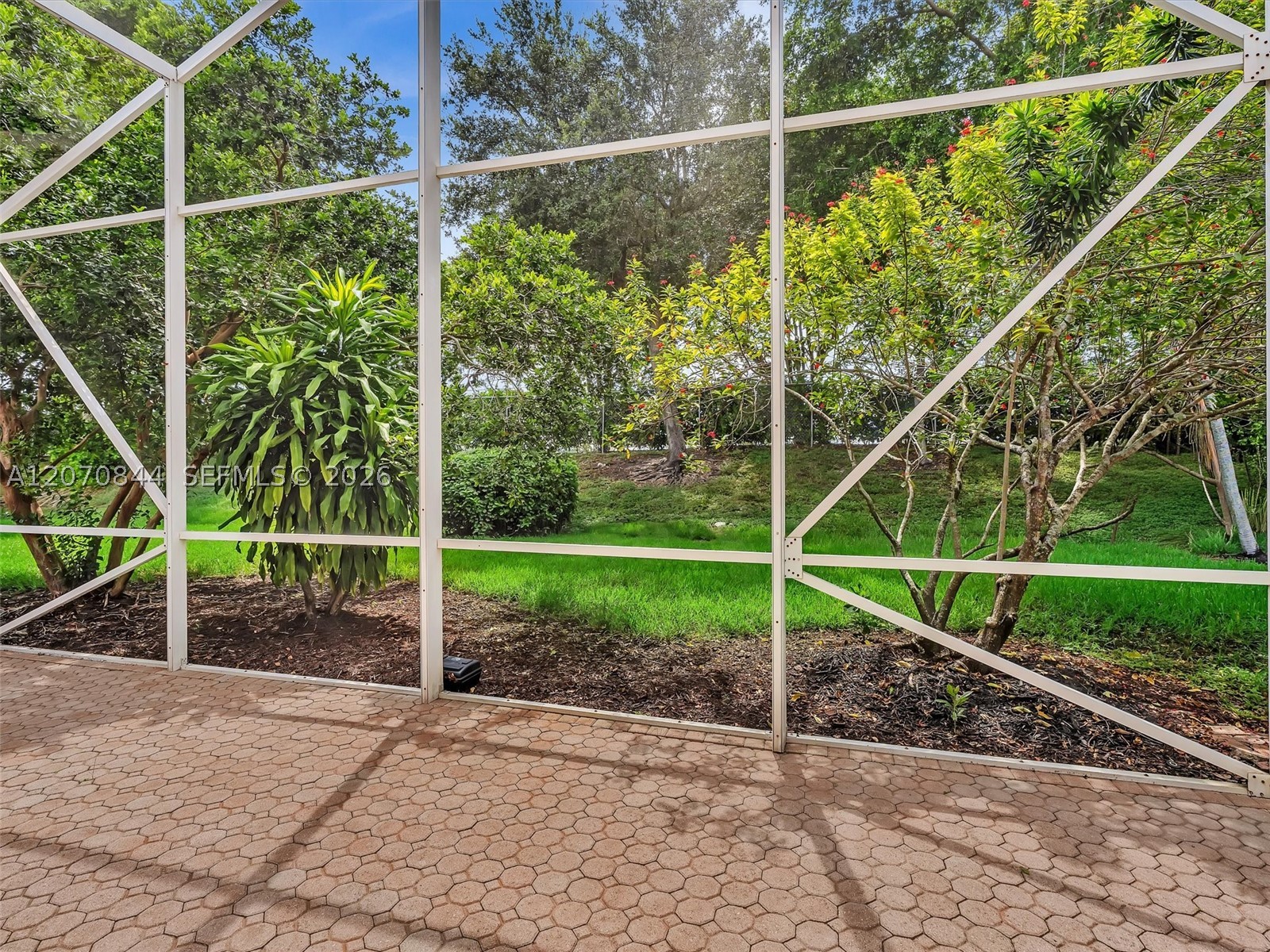 6271 SW 195th Ave, Pembroke Pines FL 33332