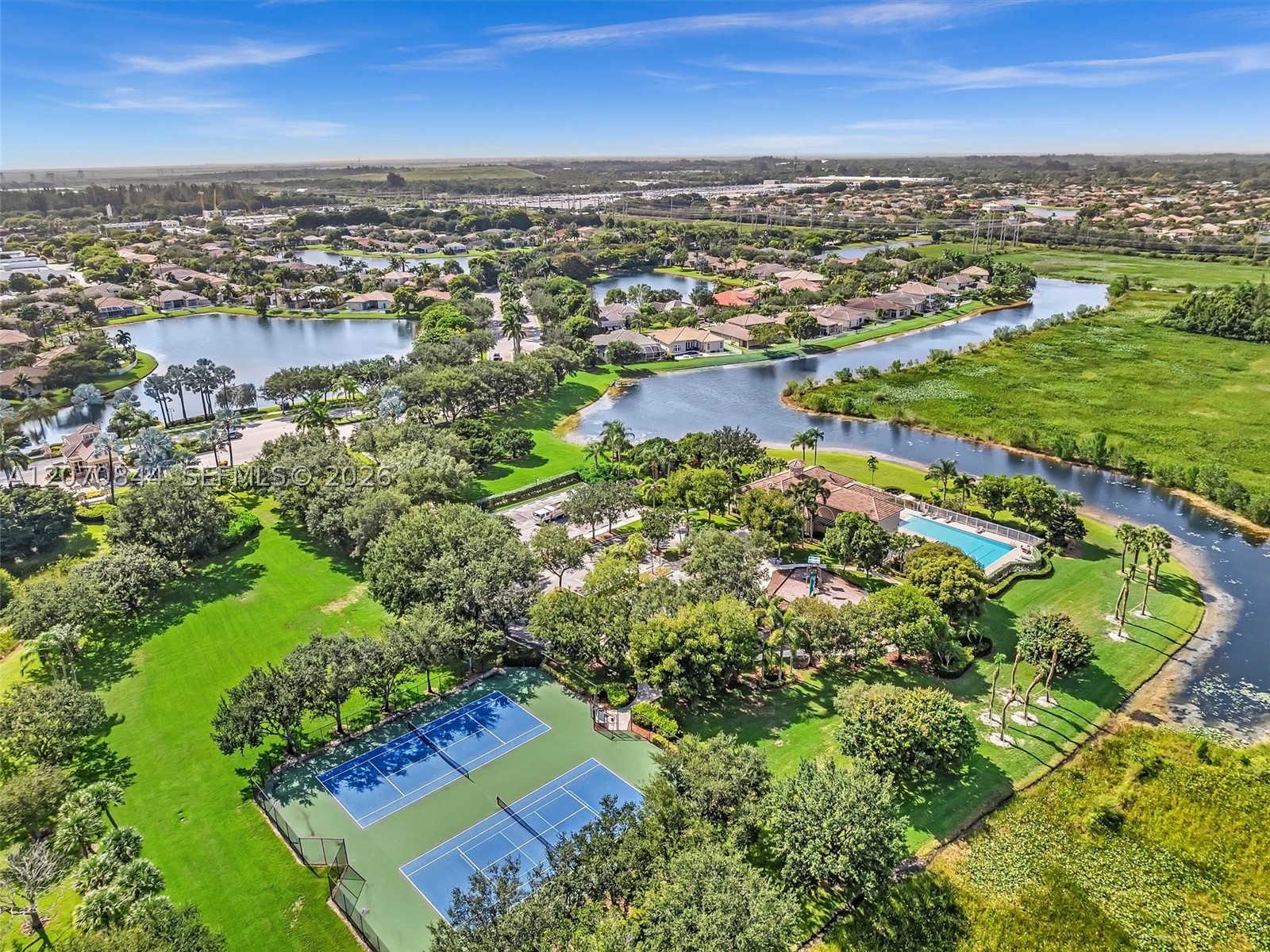 6271 SW 195th Ave, Pembroke Pines FL 33332