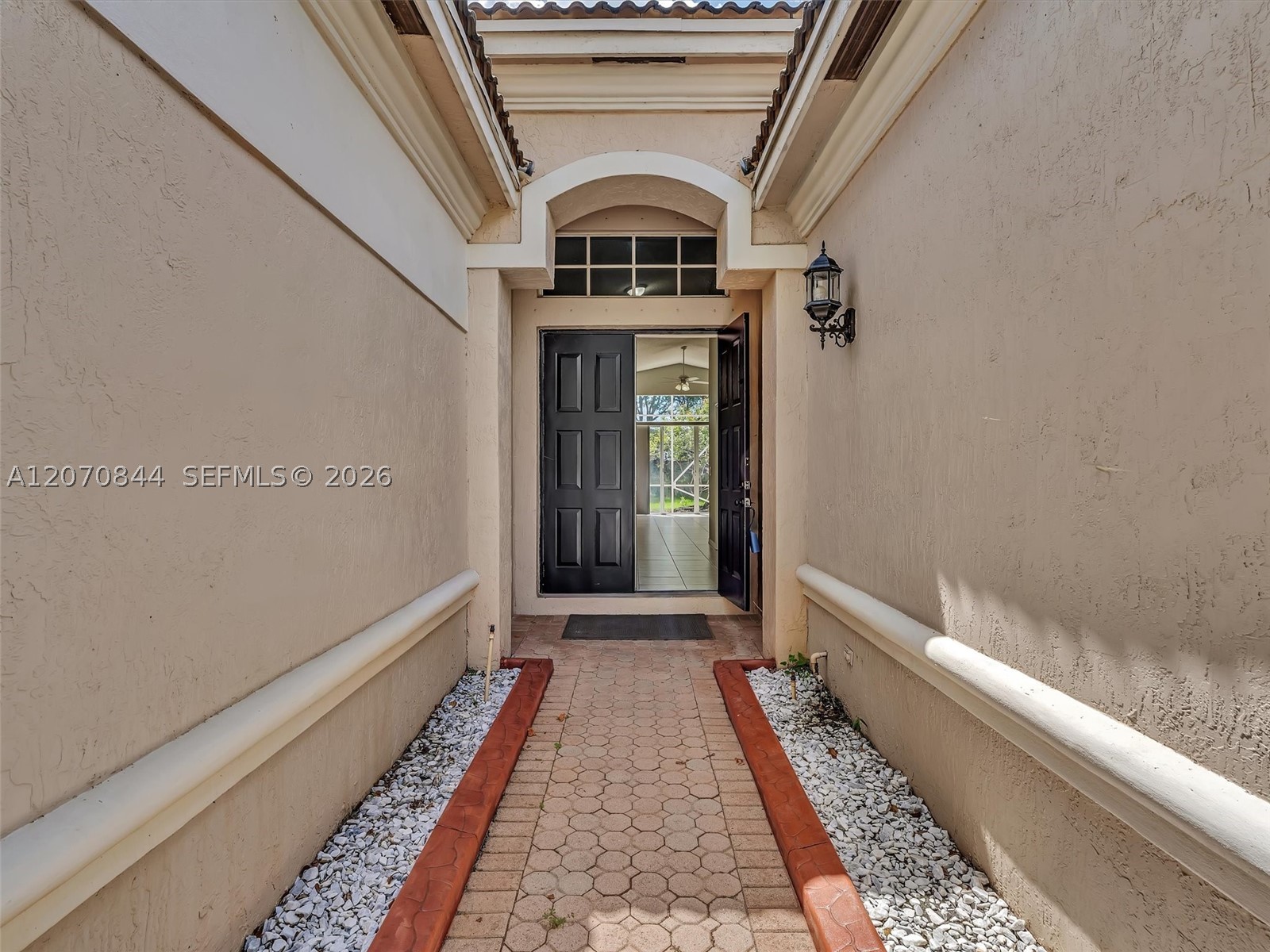 6271 SW 195th Ave, Pembroke Pines FL 33332