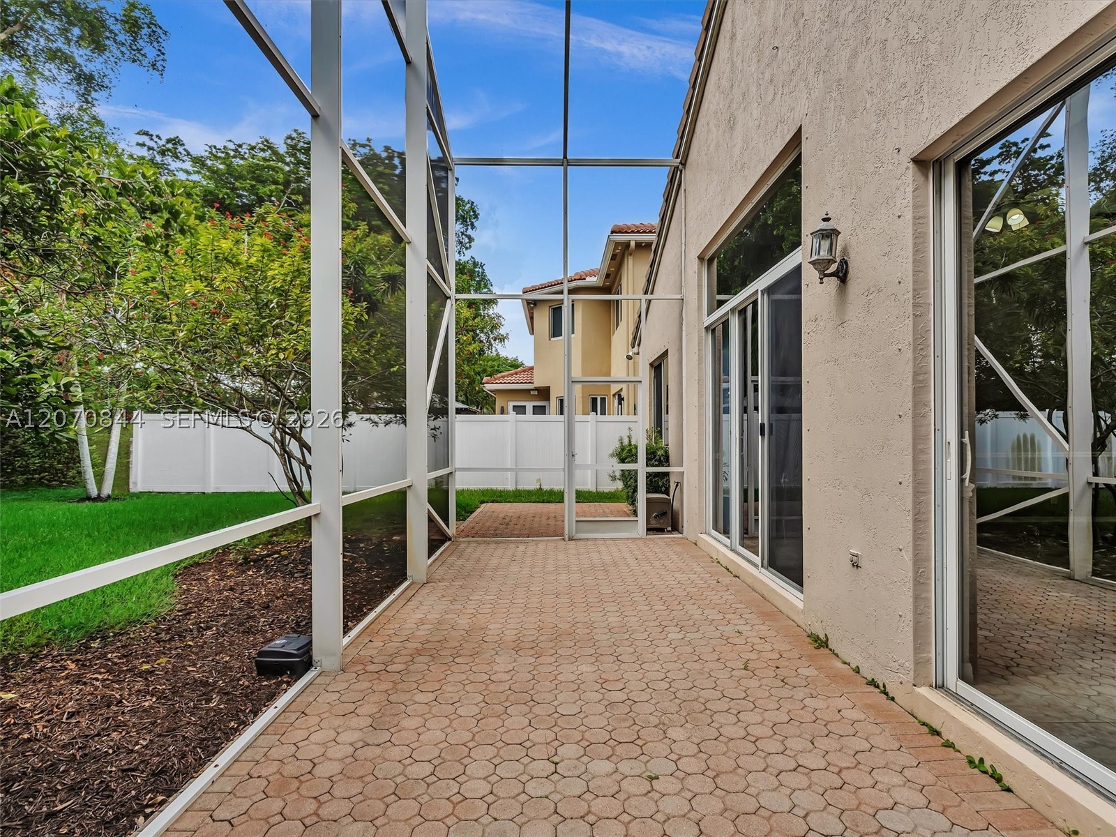 6271 SW 195th Ave, Pembroke Pines FL 33332