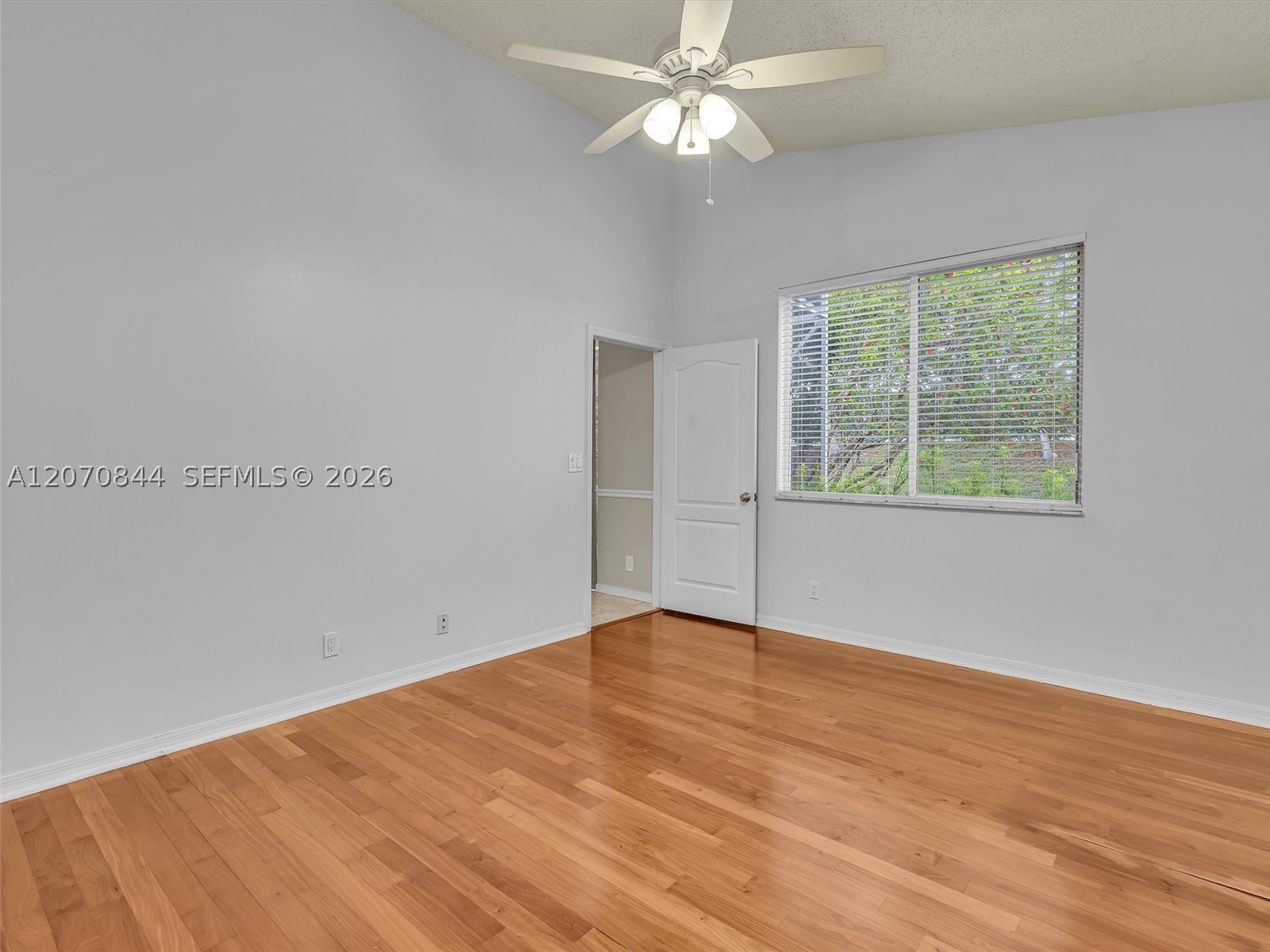 6271 SW 195th Ave, Pembroke Pines FL 33332