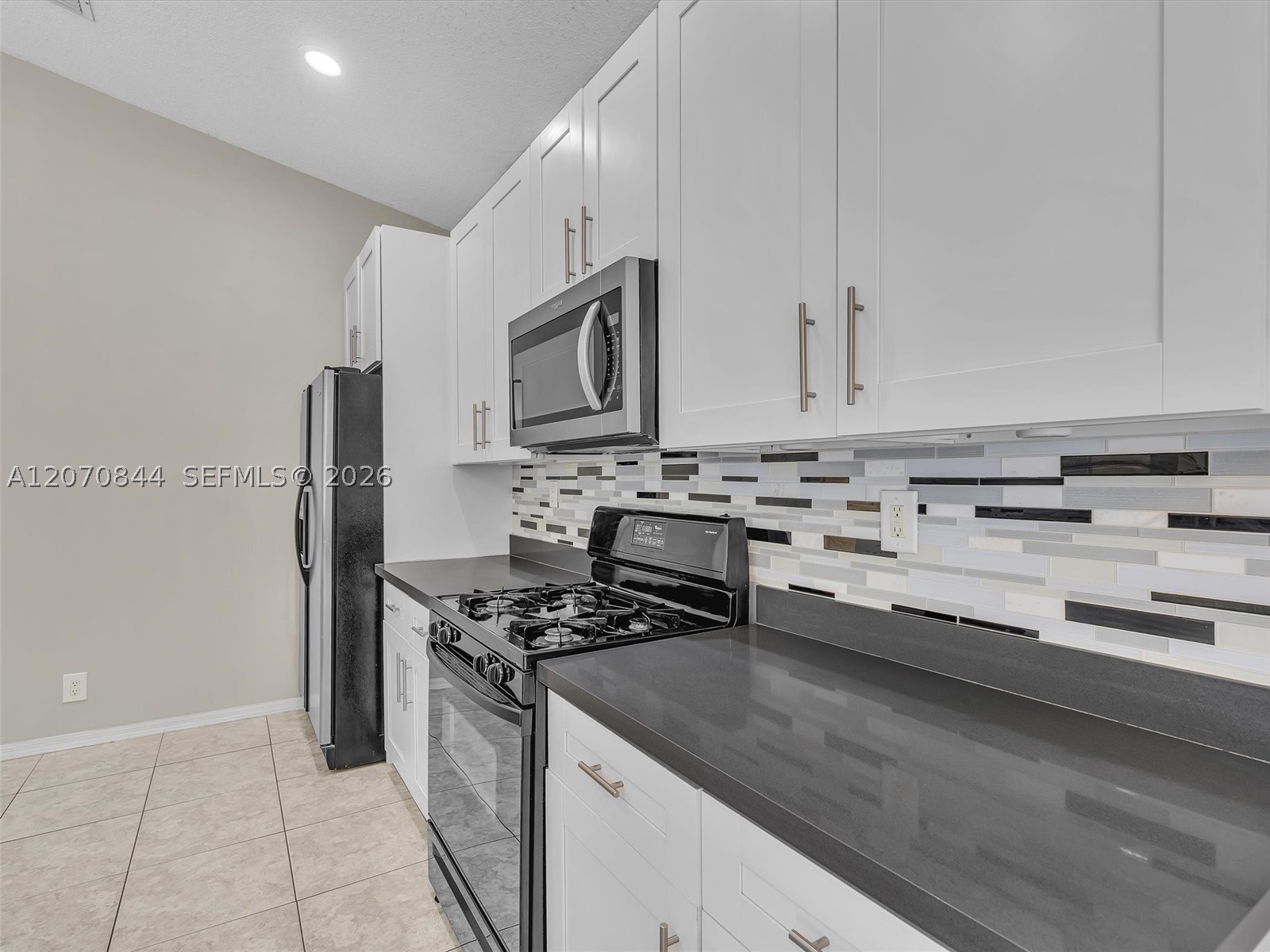 6271 SW 195th Ave, Pembroke Pines FL 33332