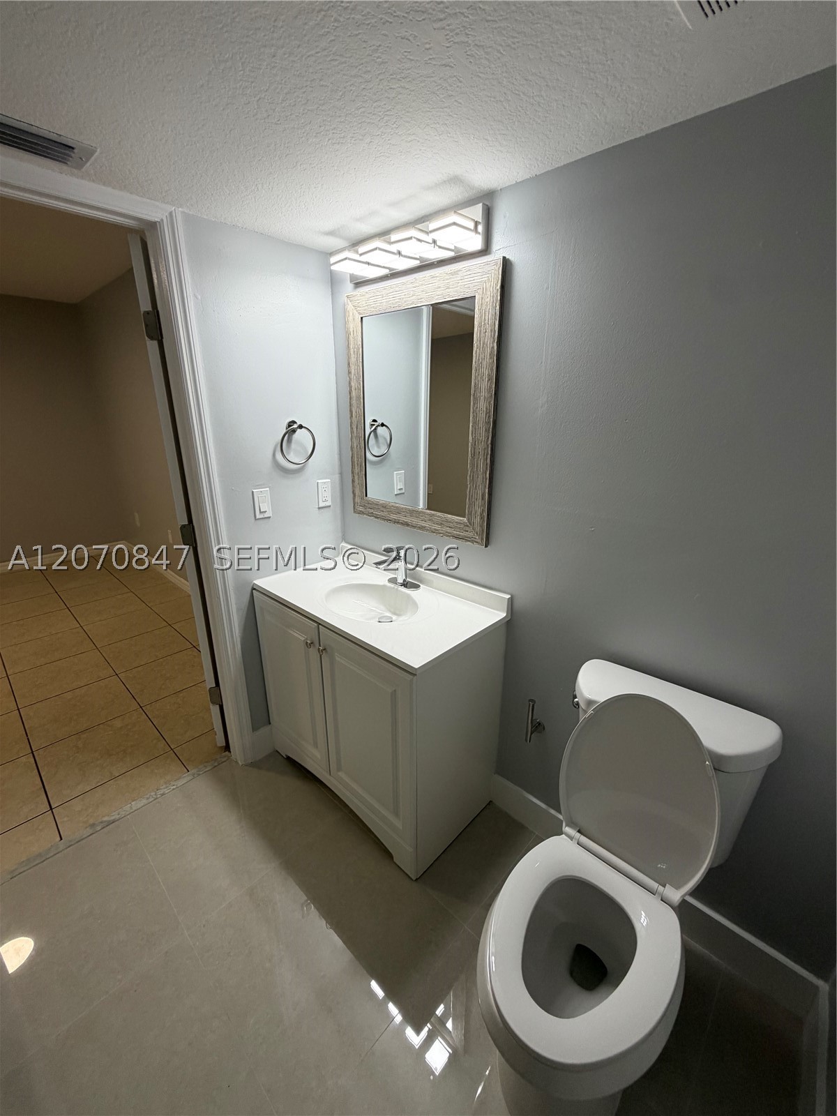 1261 SE 27th St #101, Homestead FL 33035