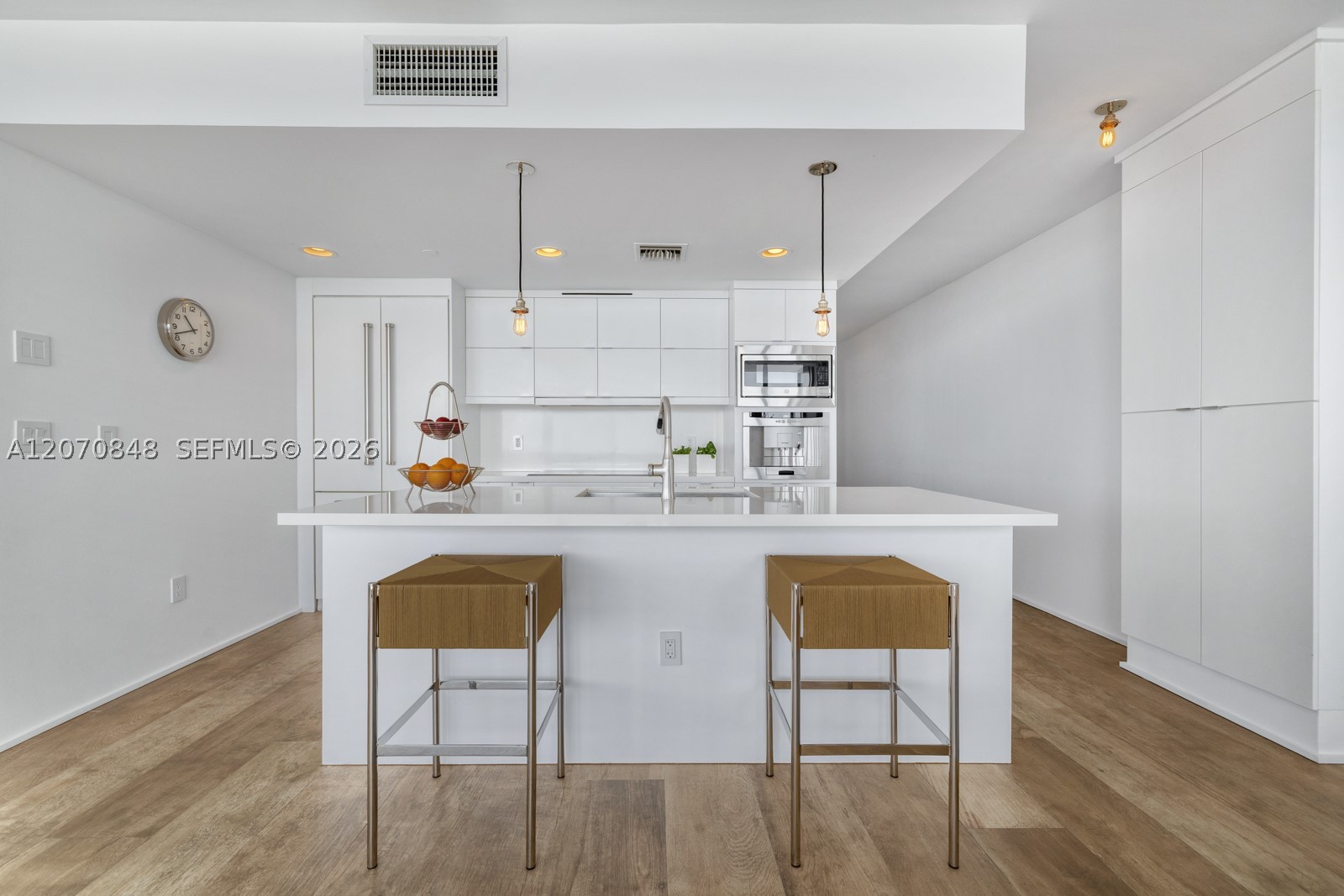 5875 Collins Ave #1102, Miami Beach FL 33140
