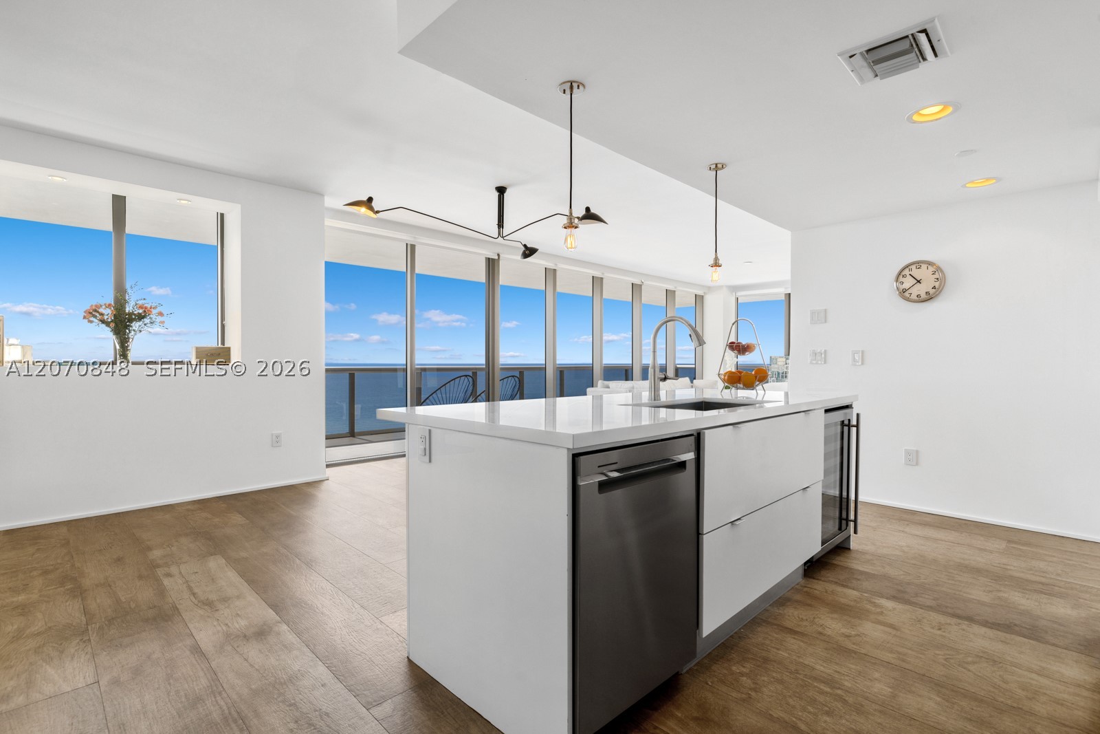 5875 Collins Ave #1102, Miami Beach FL 33140