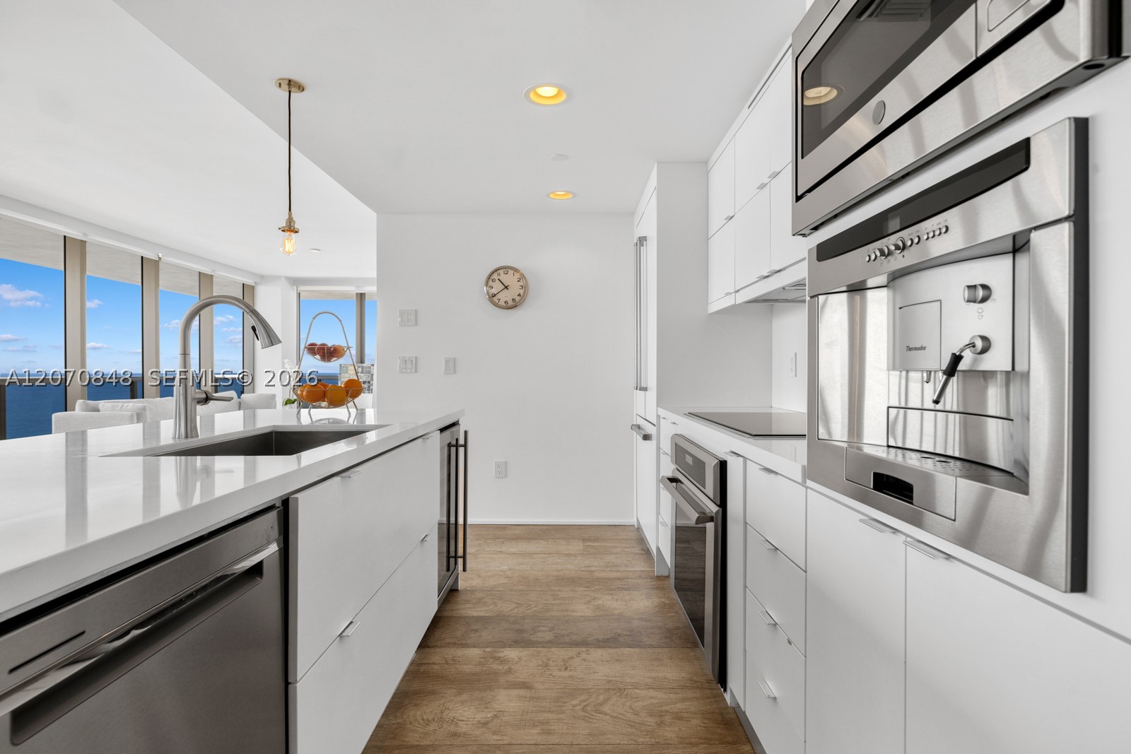 5875 Collins Ave #1102, Miami Beach FL 33140