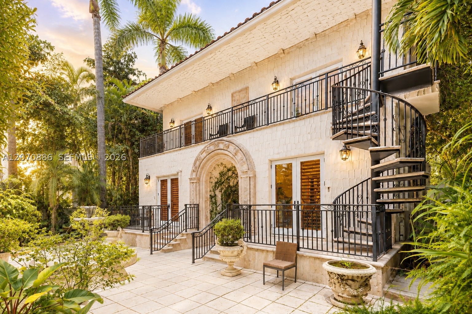 4 Palm Ave, Miami Beach FL 33139