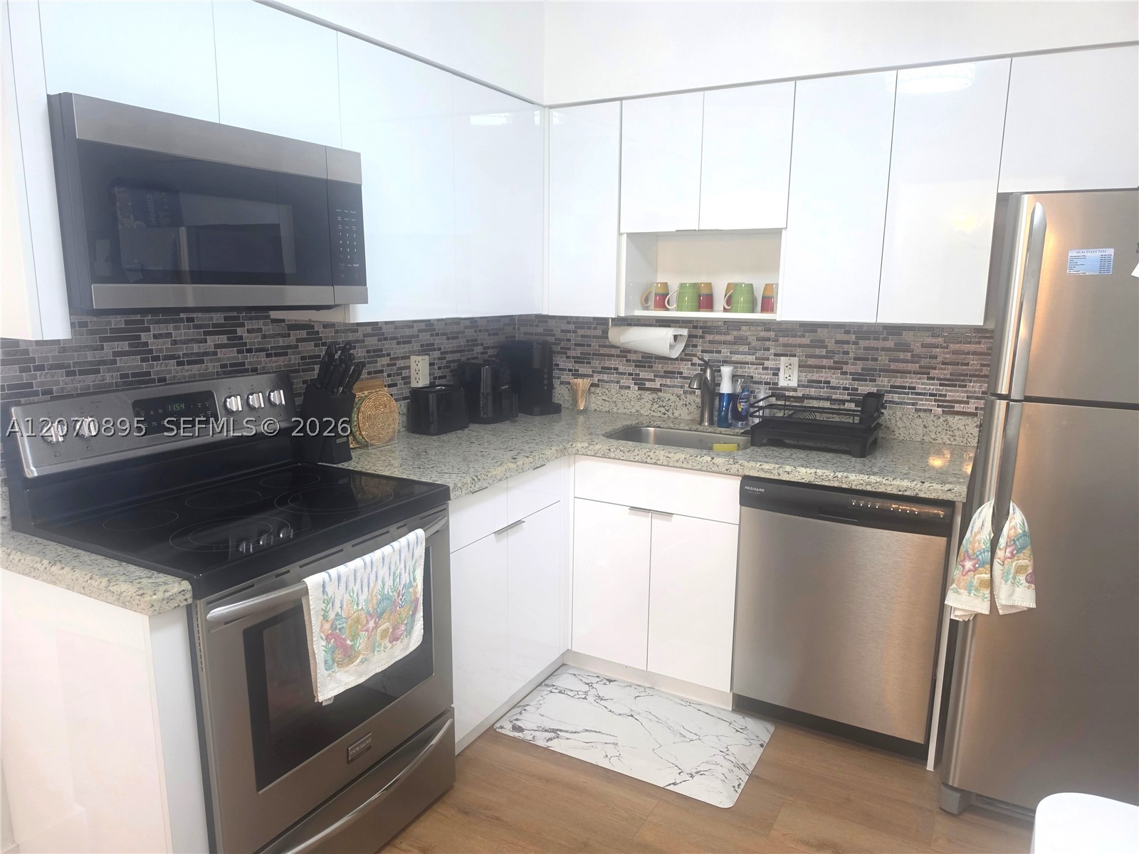 5151 Collins Ave #826, Miami Beach FL 33140