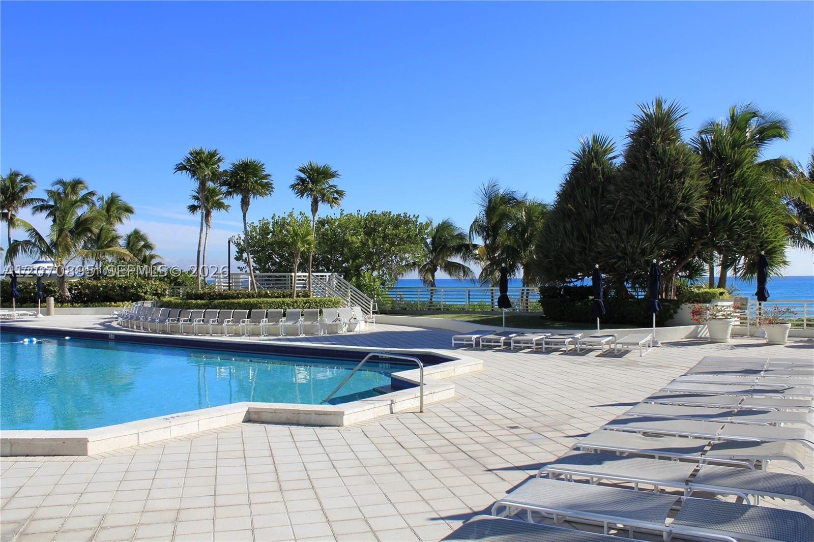 5151 Collins Ave #826, Miami Beach FL 33140