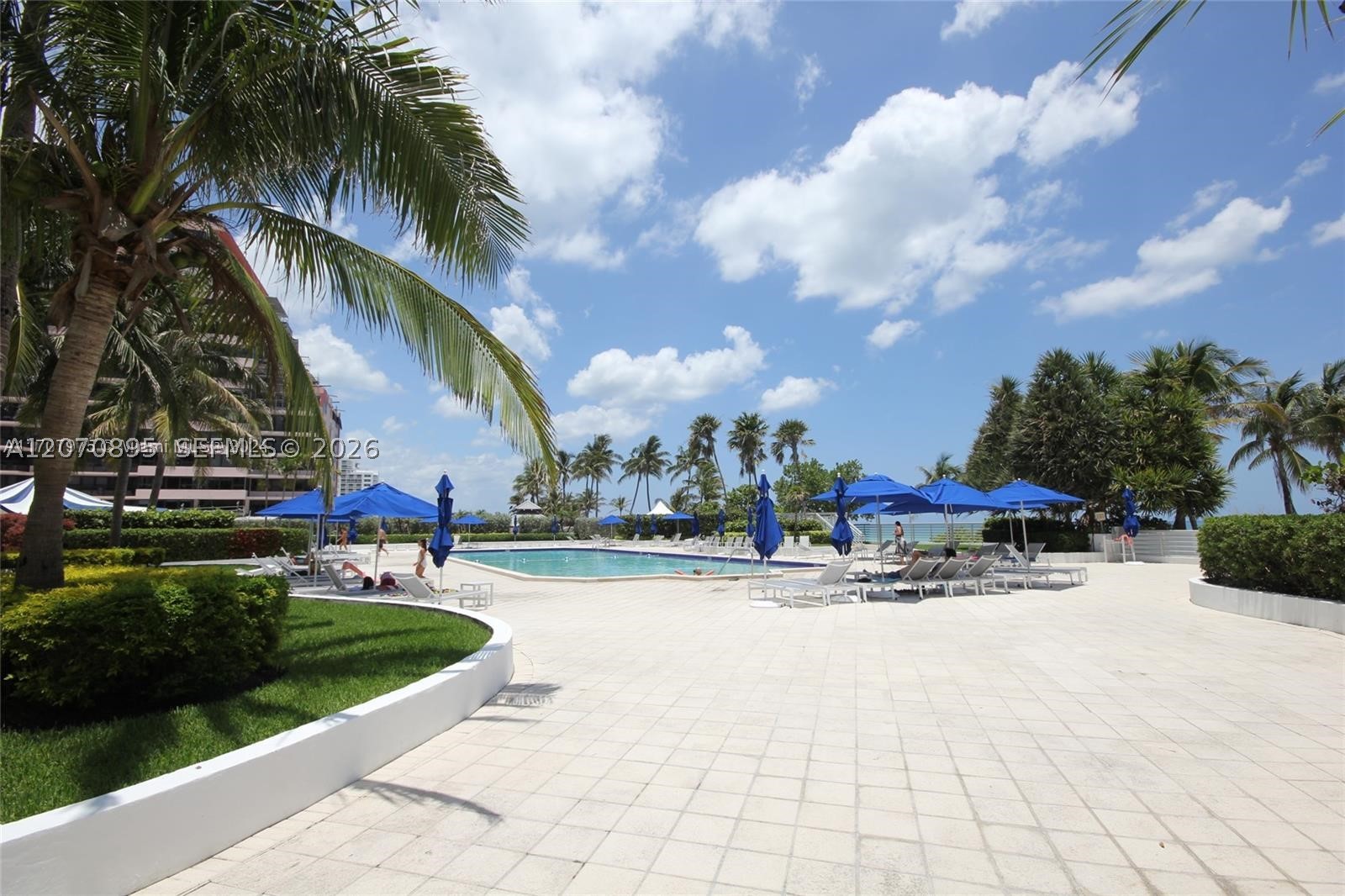 5151 Collins Ave #826, Miami Beach FL 33140
