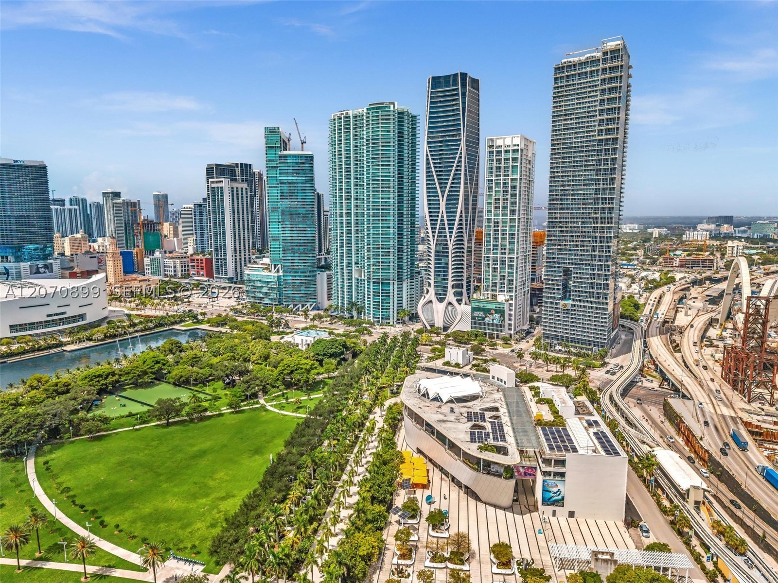 900 Biscayne Blvd #1708, Miami FL 33132