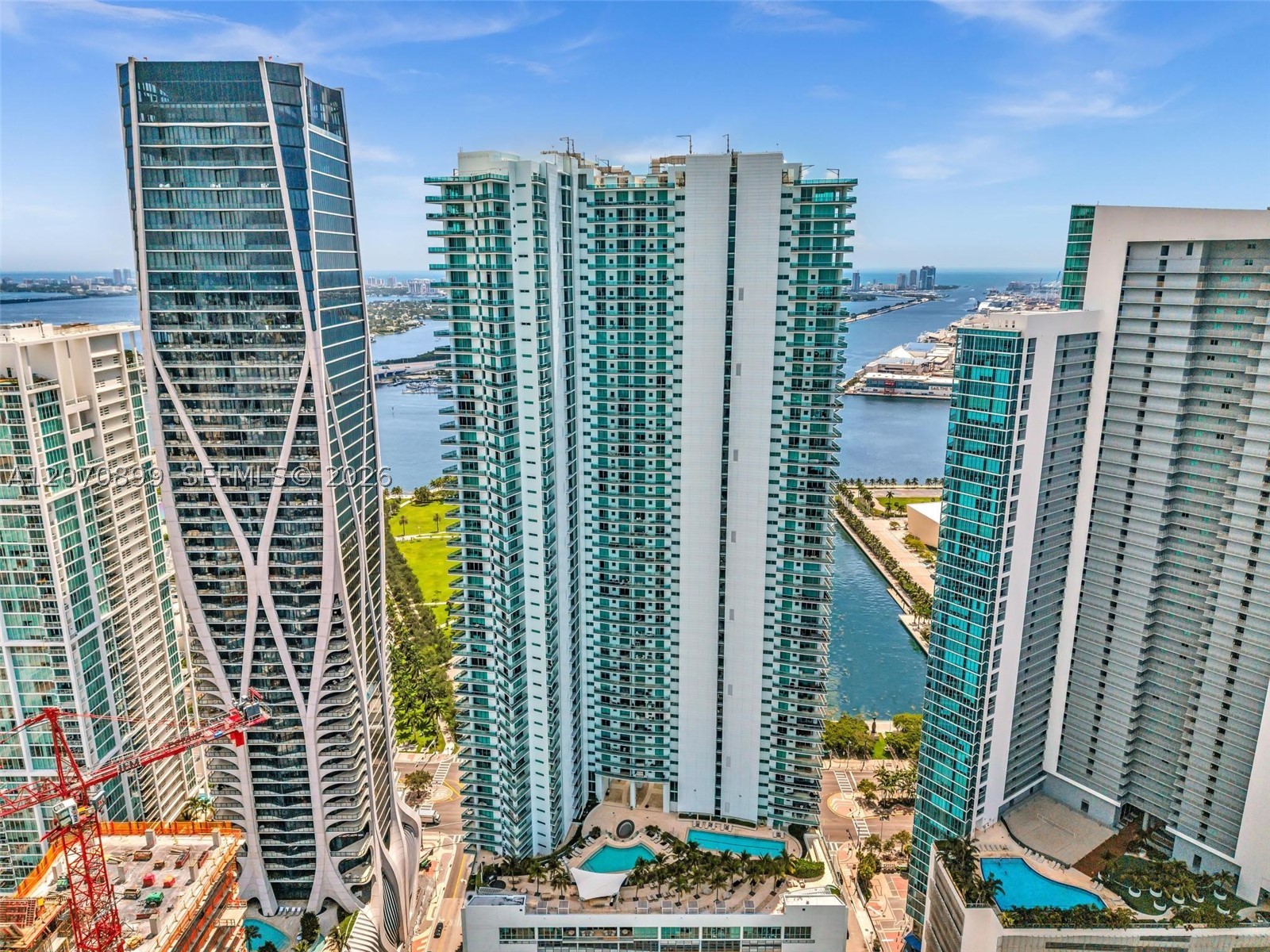 900 Biscayne Blvd #1708, Miami FL 33132