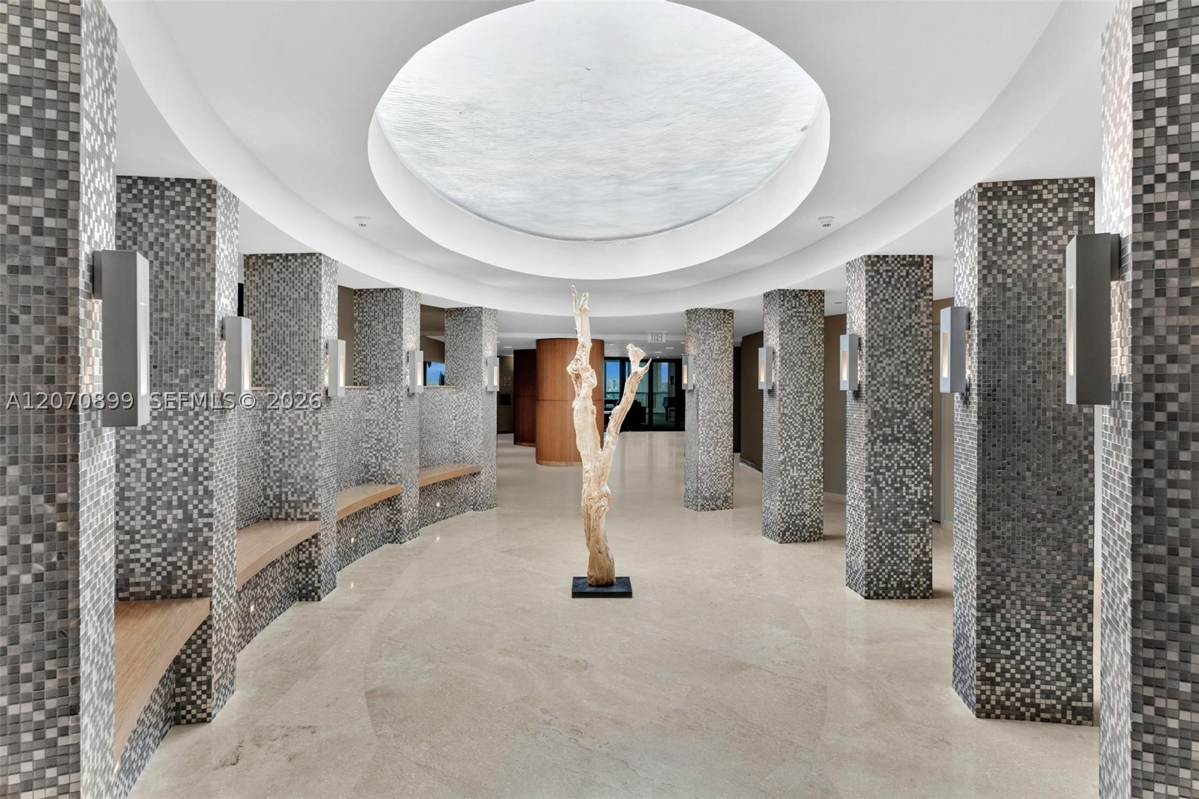 900 Biscayne Blvd #1708, Miami FL 33132