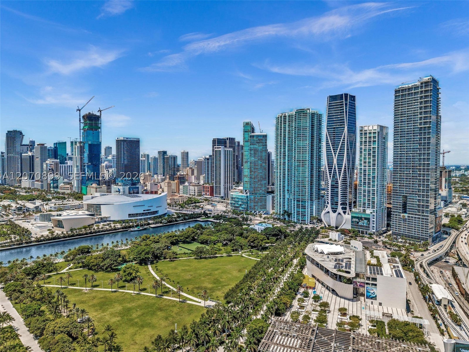 900 Biscayne Blvd #1708, Miami FL 33132