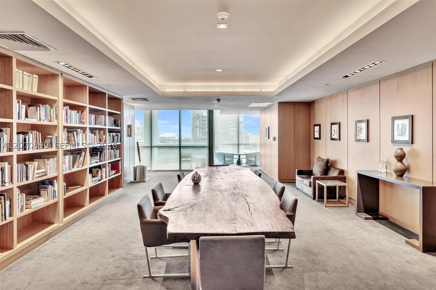 900 Biscayne Blvd #1708, Miami FL 33132