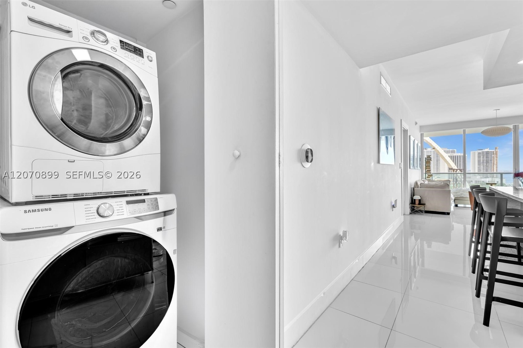 900 Biscayne Blvd #1708, Miami FL 33132