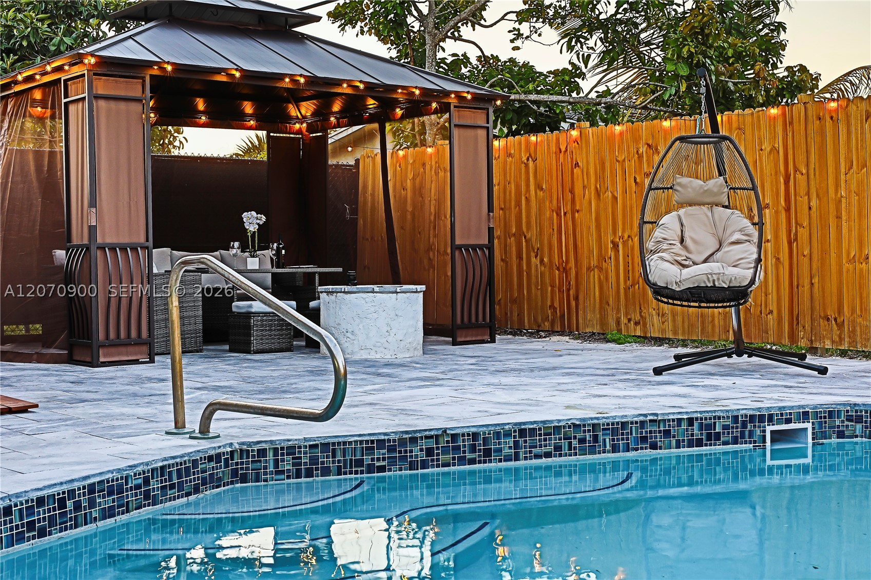 8651 Sunset Strip, Sunrise FL 33322