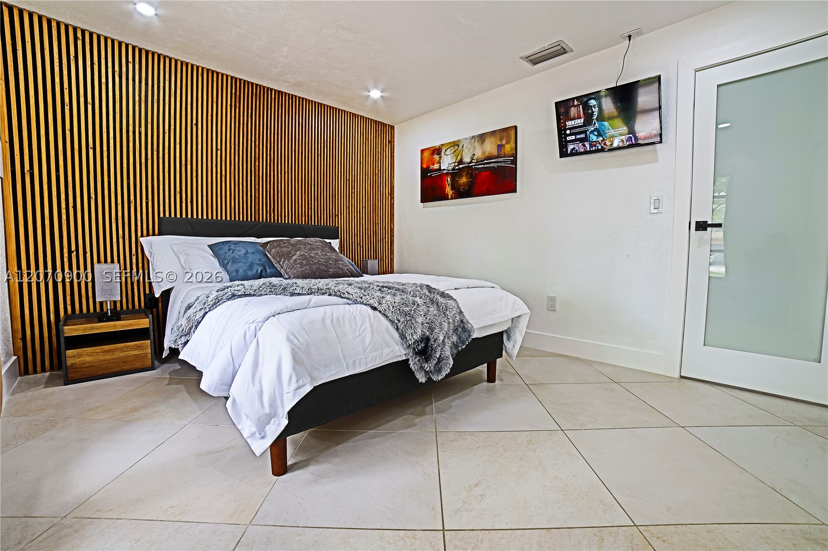 8651 Sunset Strip, Sunrise FL 33322