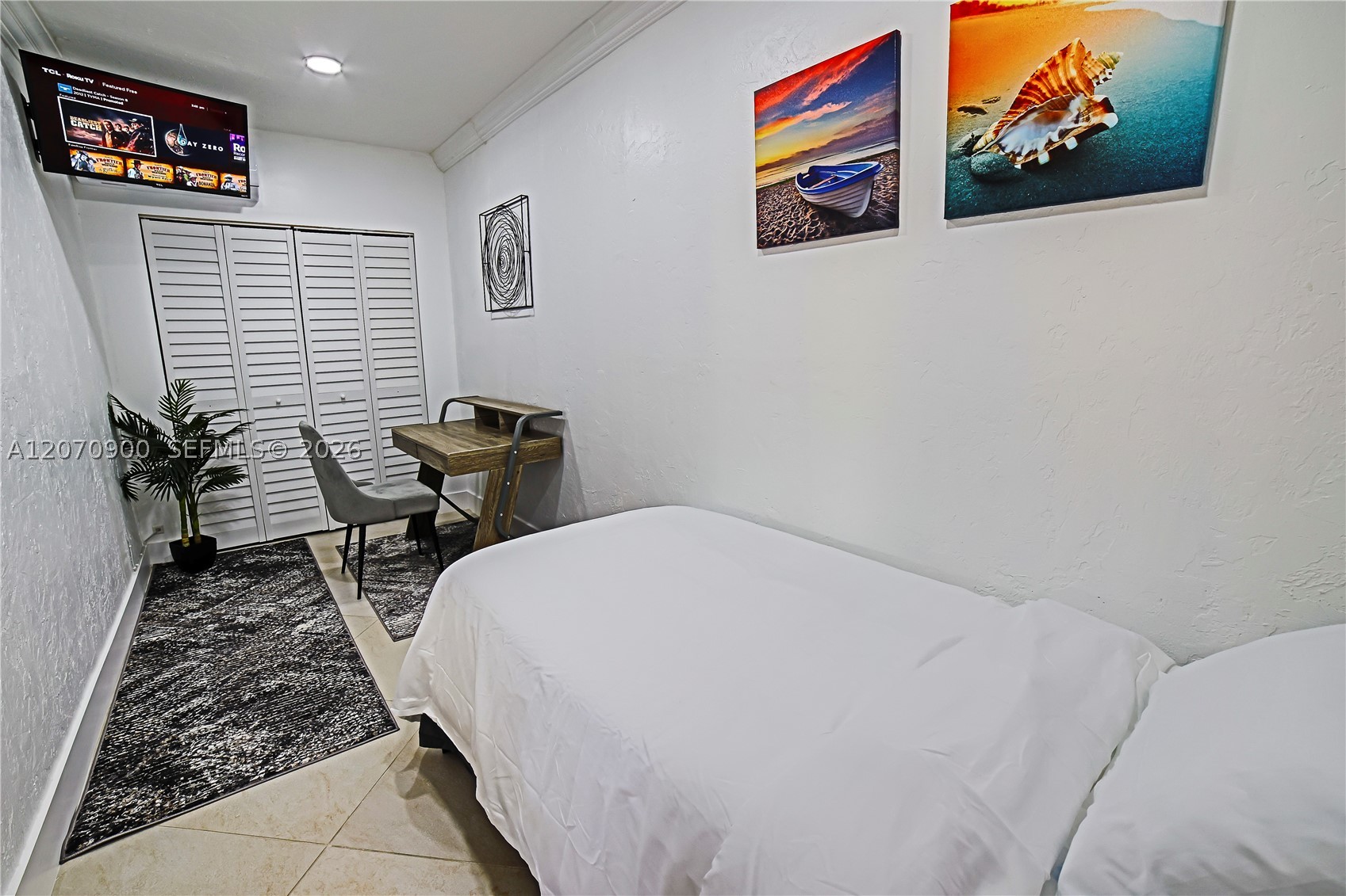 8651 Sunset Strip, Sunrise FL 33322