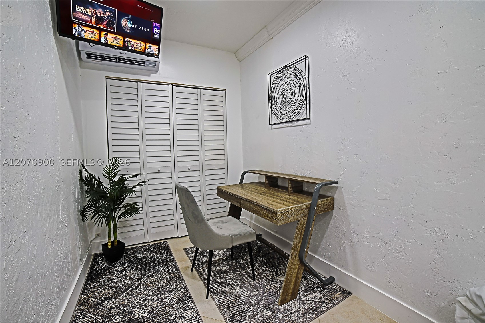 8651 Sunset Strip, Sunrise FL 33322