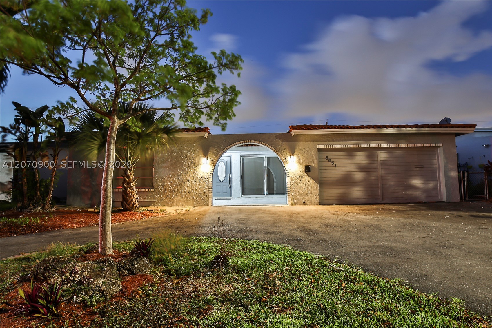 8651 Sunset Strip, Sunrise FL 33322