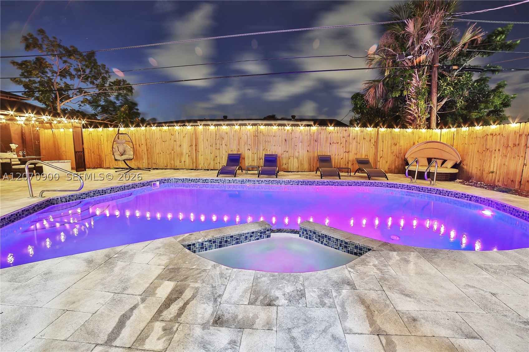 8651 Sunset Strip, Sunrise FL 33322