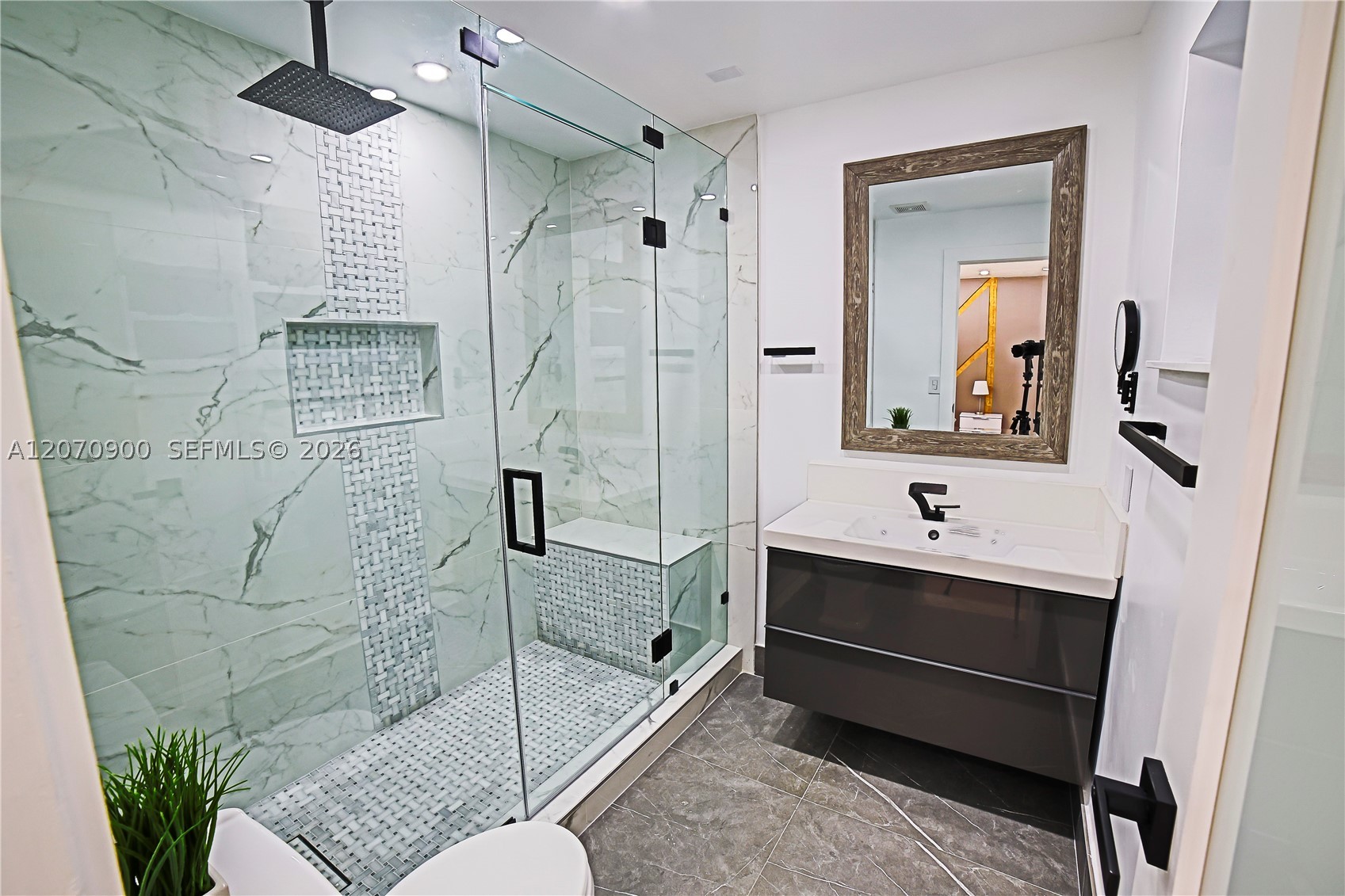 8651 Sunset Strip, Sunrise FL 33322