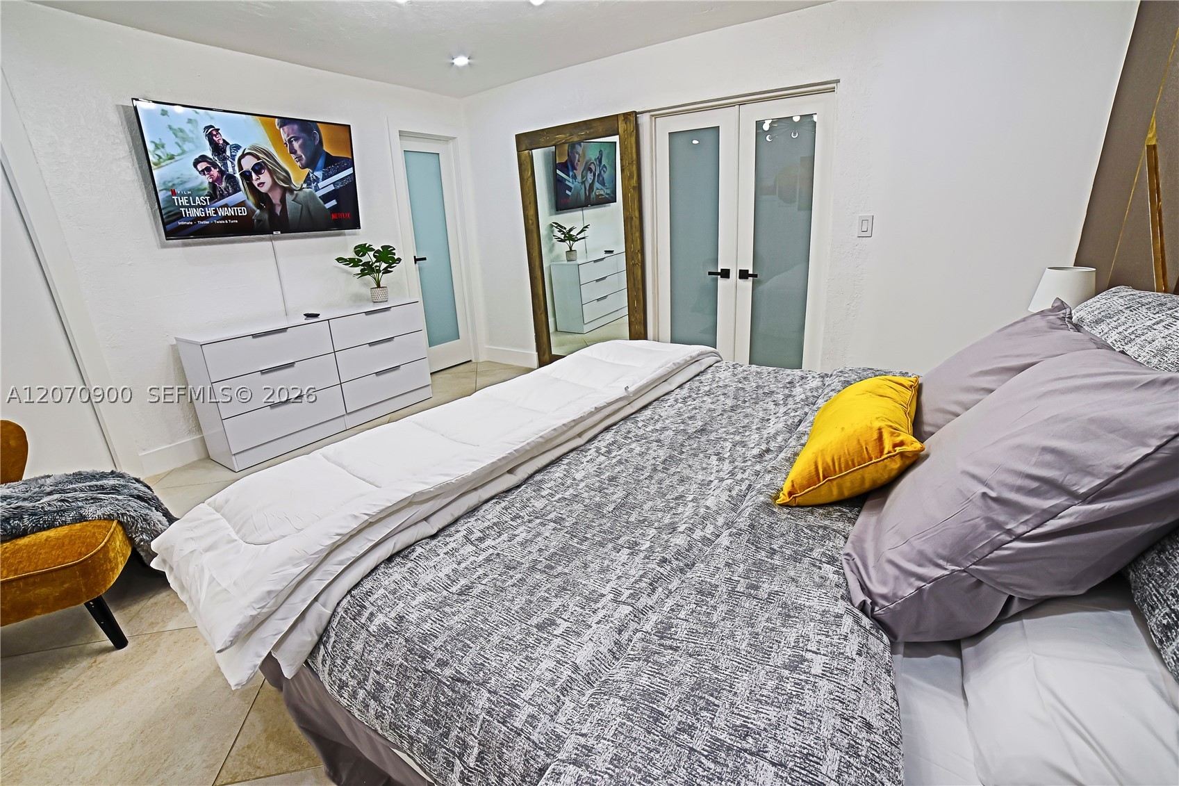 8651 Sunset Strip, Sunrise FL 33322