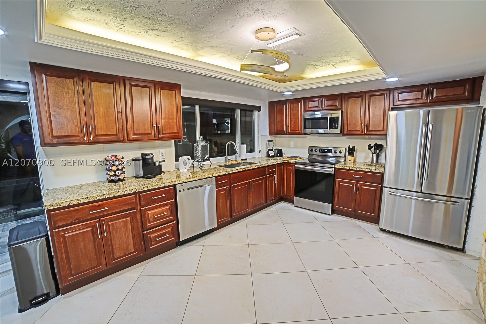8651 Sunset Strip, Sunrise FL 33322