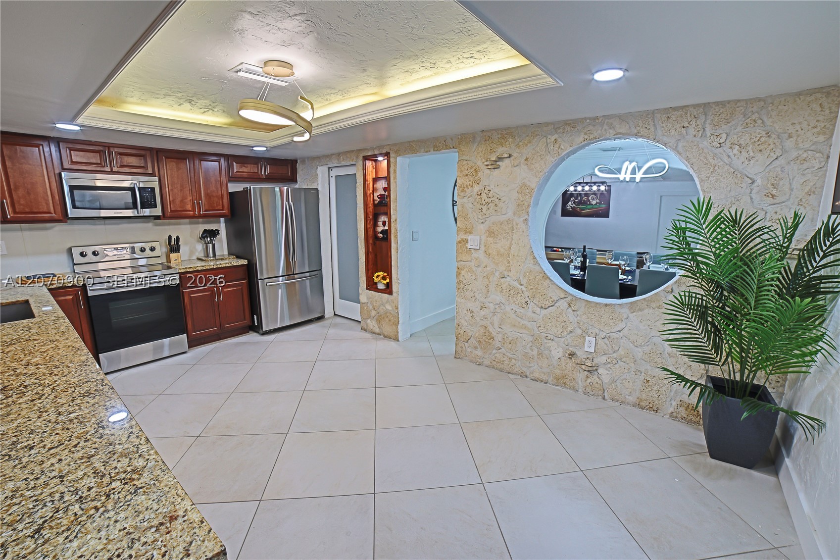 8651 Sunset Strip, Sunrise FL 33322