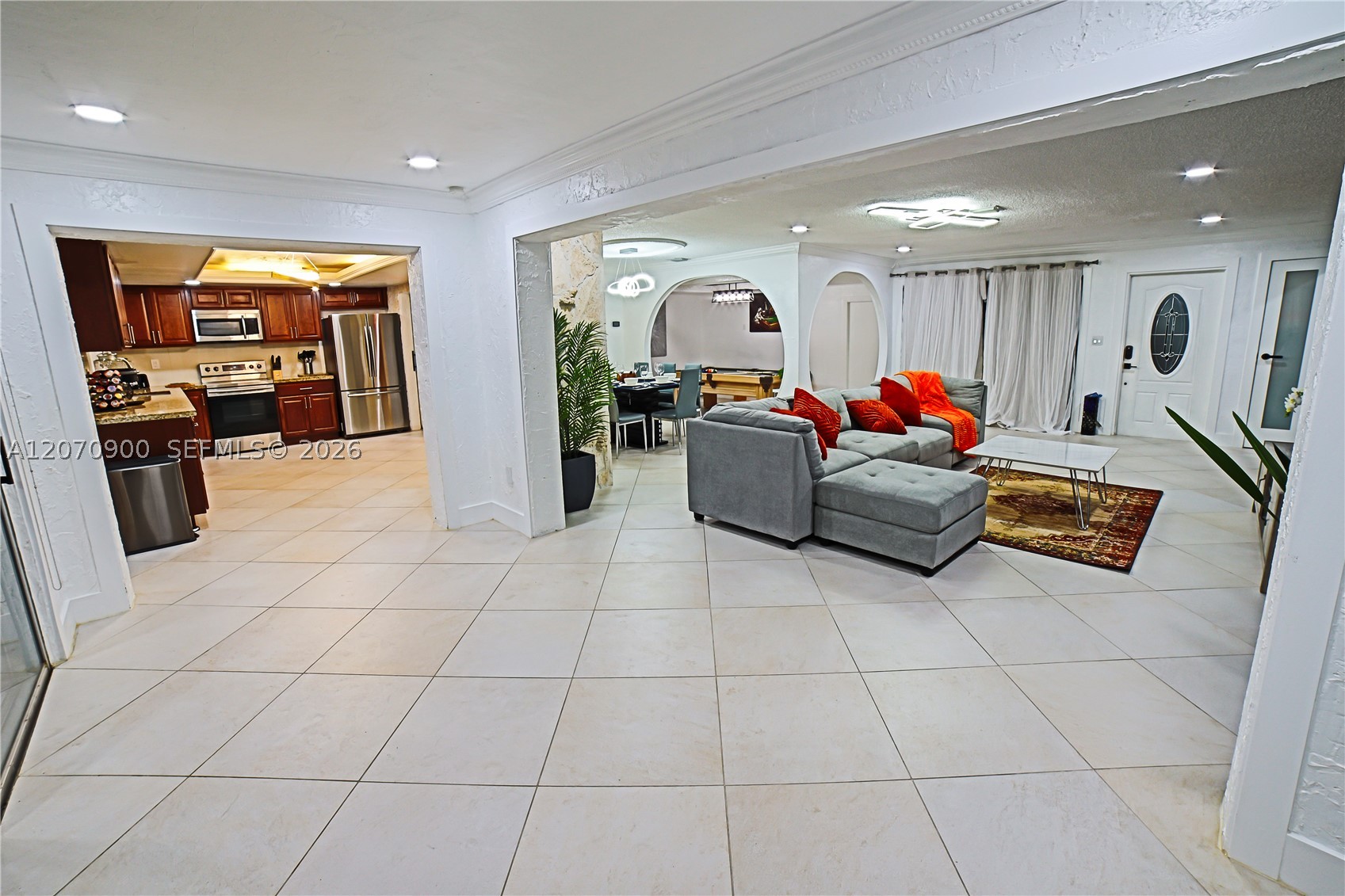 8651 Sunset Strip, Sunrise FL 33322