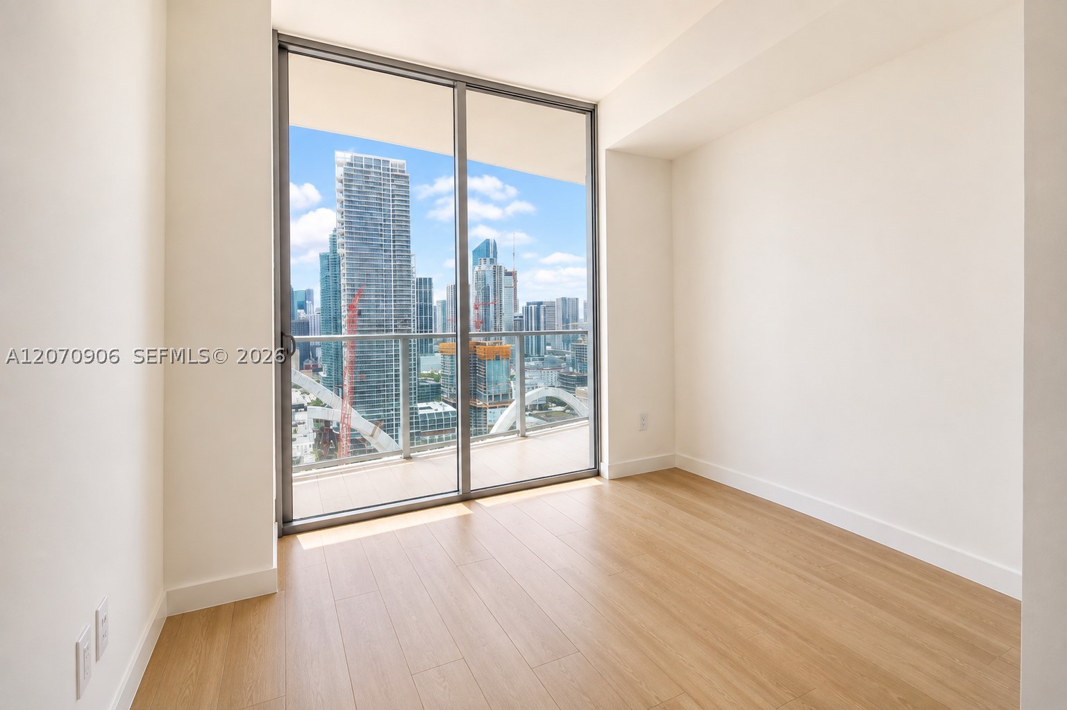 1400 Biscayne Blvd #3401, Miami FL 33132