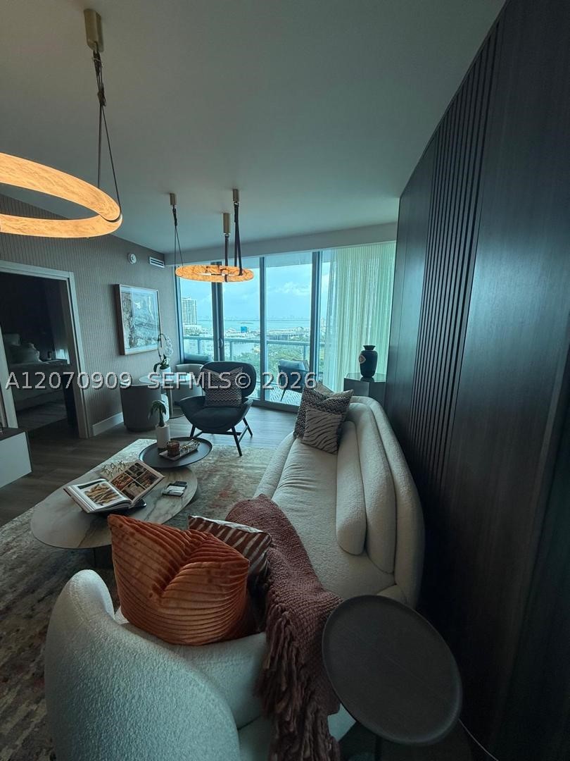 888 Biscayne Blvd #1509, Miami FL 33132