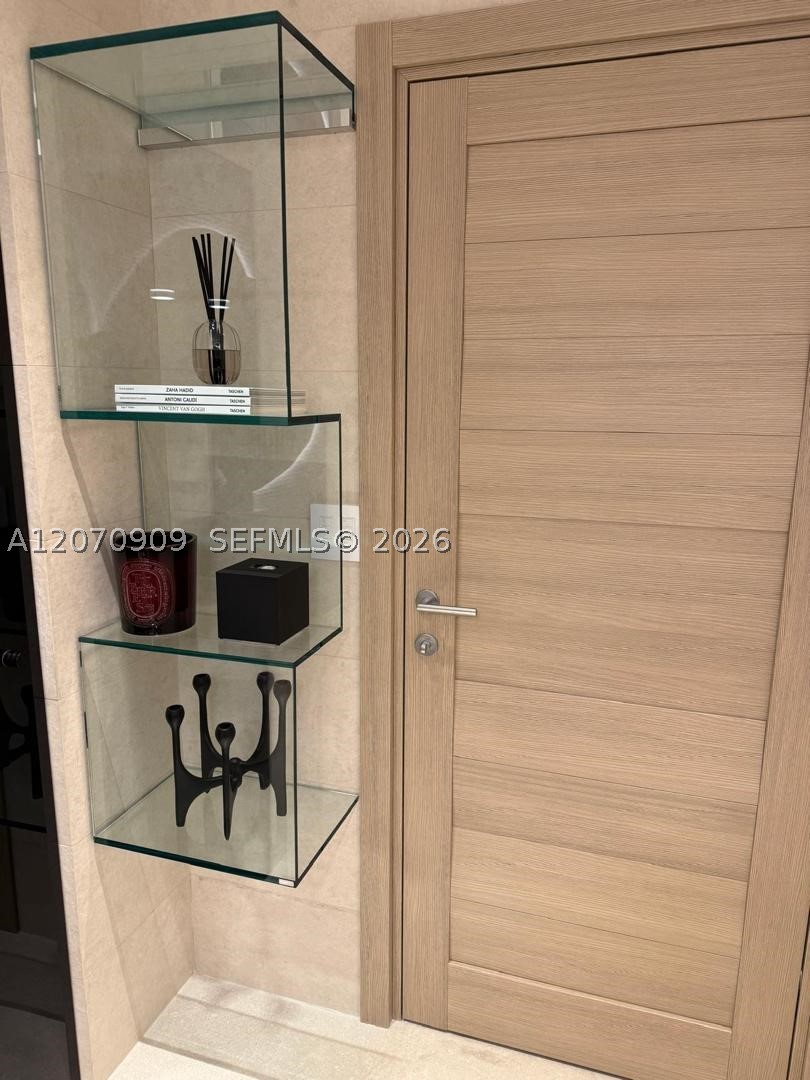 888 Biscayne Blvd #1509, Miami FL 33132