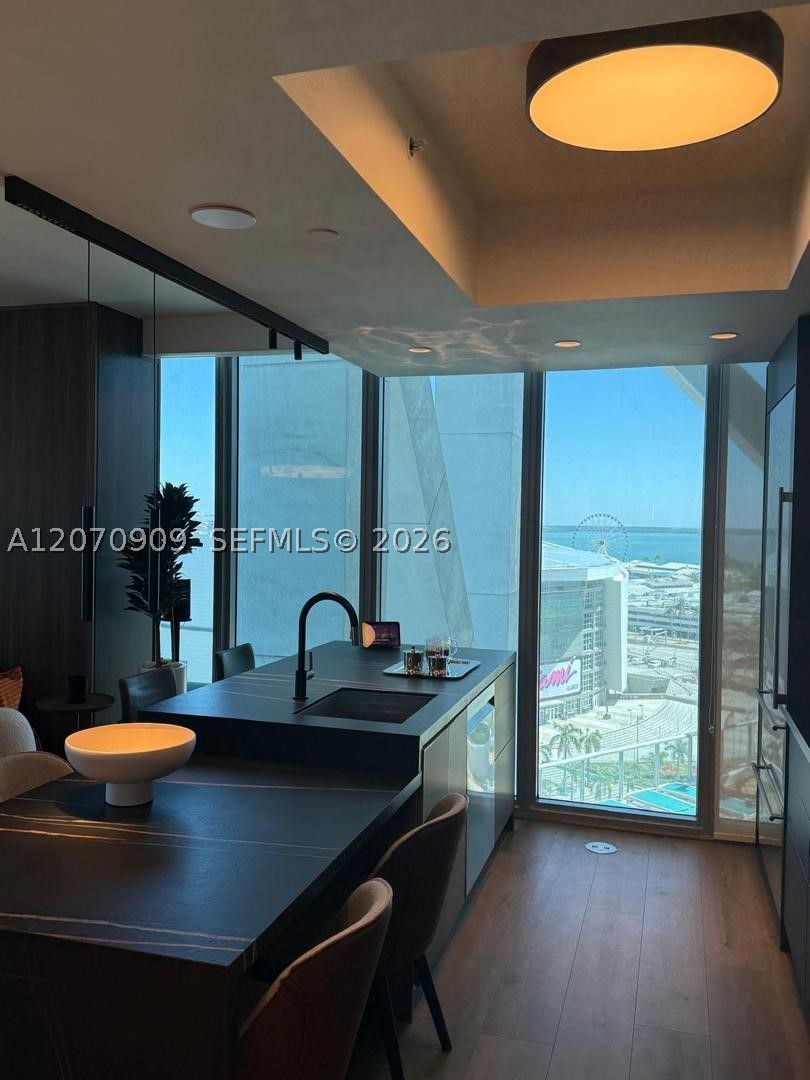 888 Biscayne Blvd #1509, Miami FL 33132