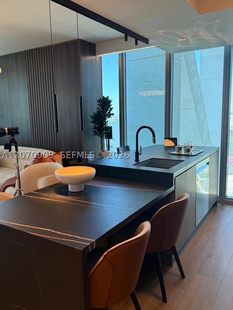 888 Biscayne Blvd #1509, Miami FL 33132