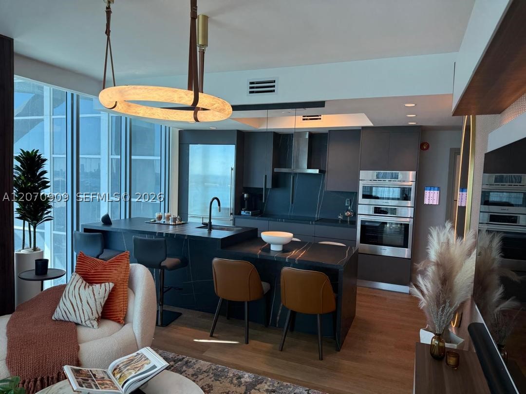 888 Biscayne Blvd #1509, Miami FL 33132