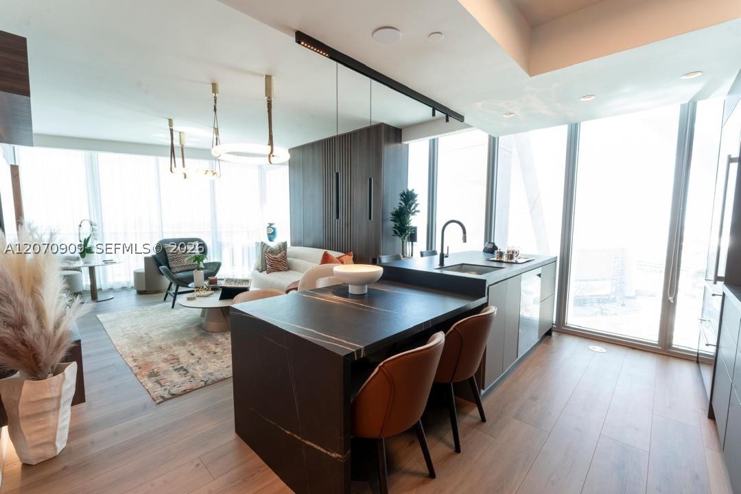 888 Biscayne Blvd #1509, Miami FL 33132